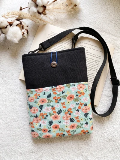 Funda Protectora para Libros - Hojas y florecitas