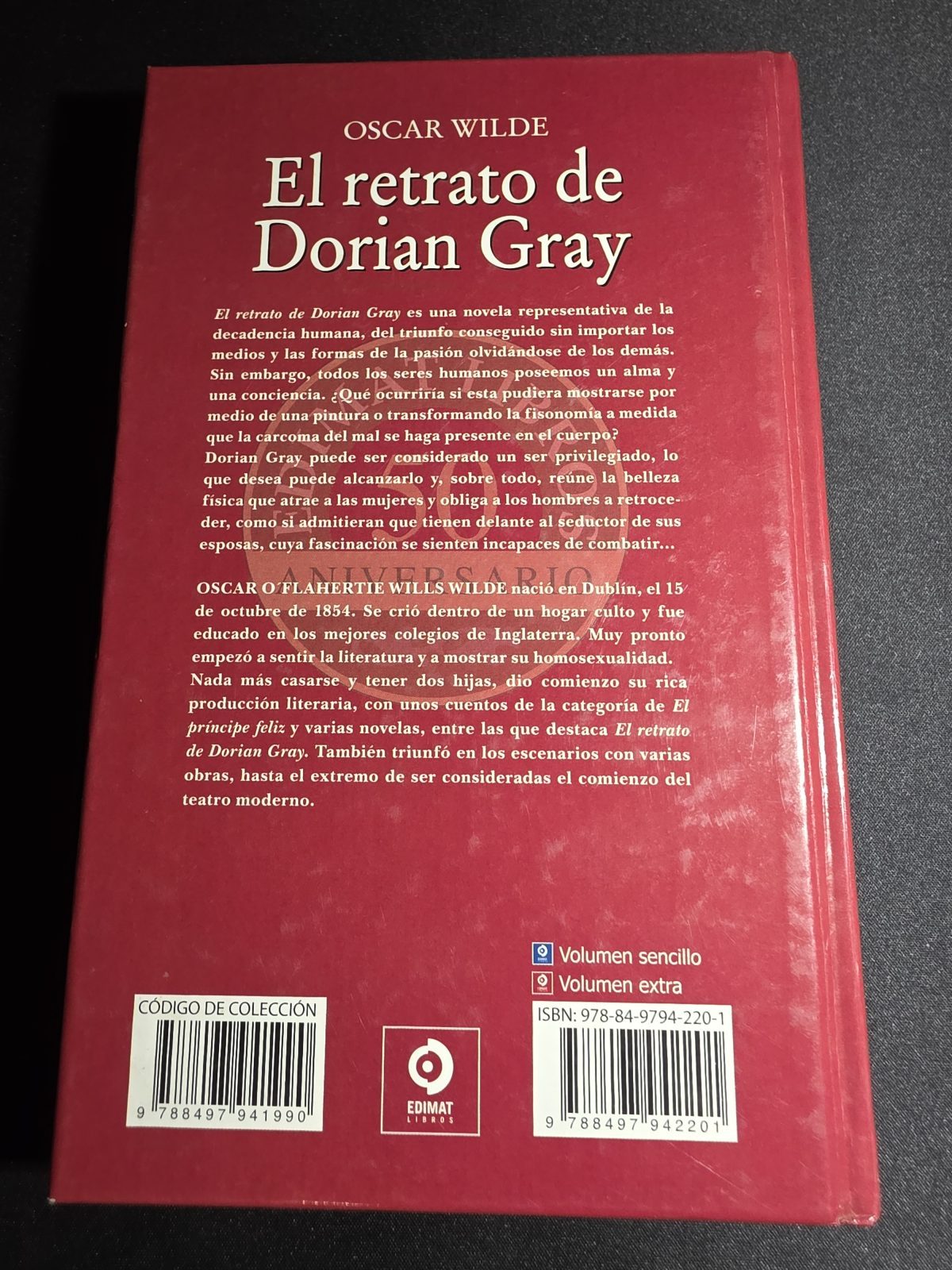 Atrás