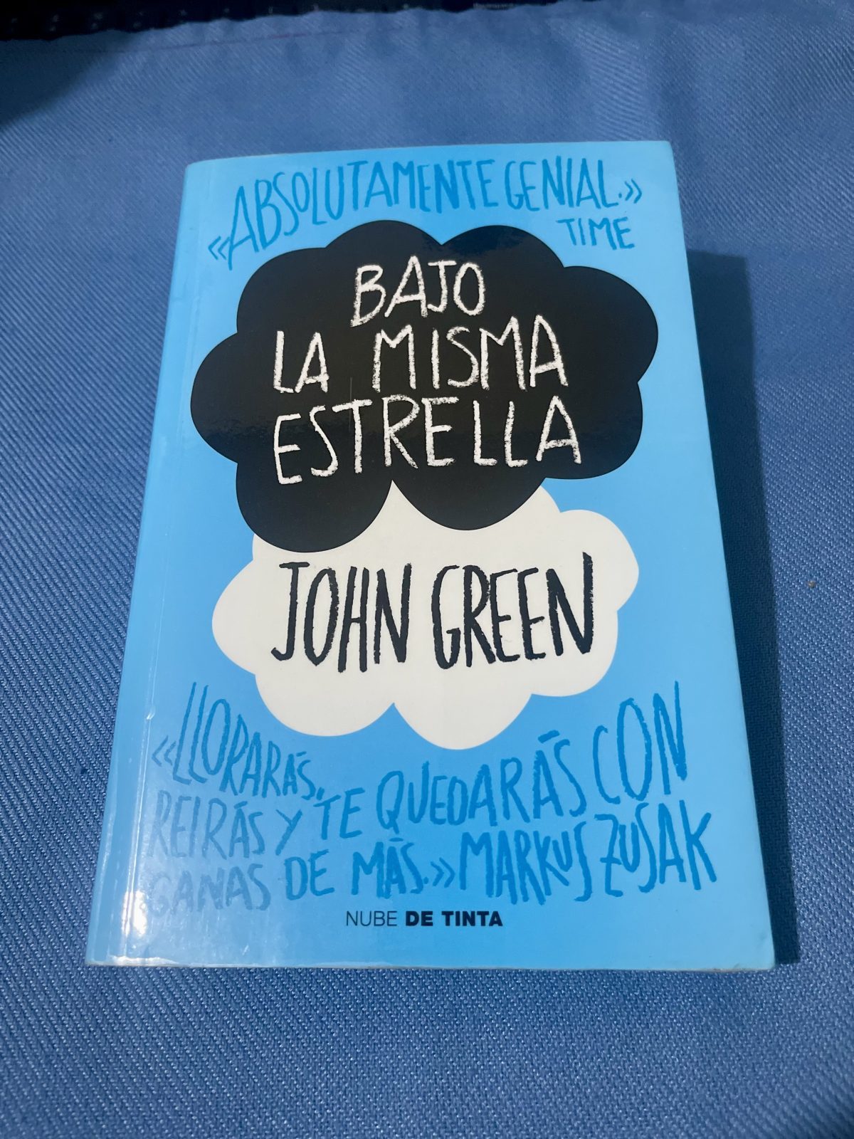 BAJO LA MISMA ESTRELLA
