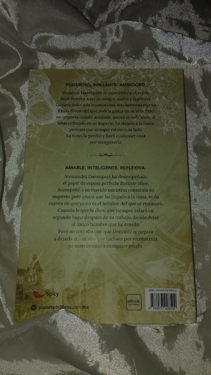 Atrás