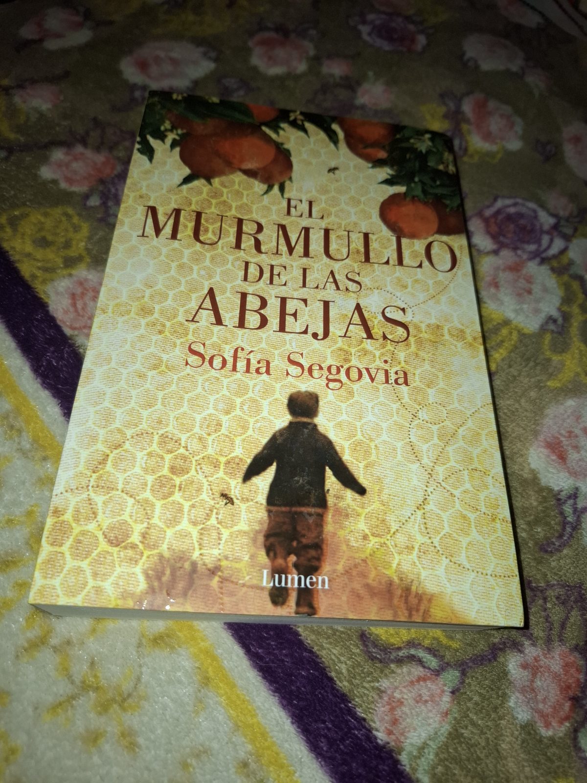 EL MURMULLO DE LAS ABEJAS
